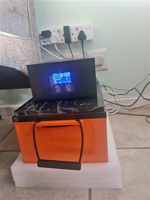 1000w 12v Puresinewave UPS Inverter + 200ah lithium Battery, New with warranty and FREE DELIVERY