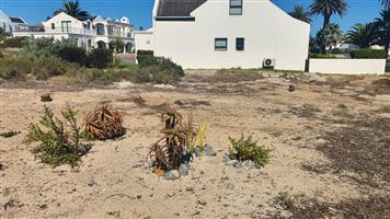 Build your dream home in secure seaside Shelley Point golf estate