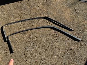 Mustang channel roof drip rail weatherstrip.
