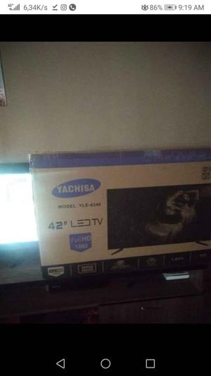 42 inch Yachisa led tv