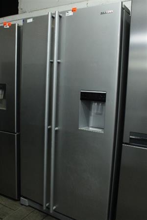 SAMSUNG SIDE BY SIDE FRIDGE W/DISPENSER(S066590A)
