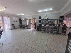 Ready To move in Salon Space for Rent in Garsfontein