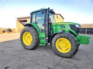 John Deere 6110 M