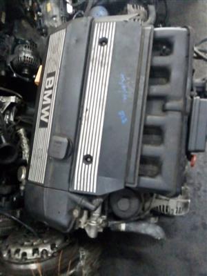 BMW M52 B25 DOUBLE VANOS ENGINE
