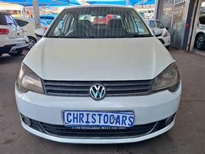 2015 model VW Polo Vivo sedan manual Transmission petrol 1.6 engine capacity mileage 95000km