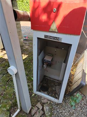 2x Turnstar boom gates (pair) — used, as-is, collection Joburg North