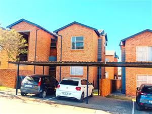 Apartment For Sale in Honeypark