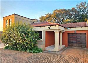 3 bedroom 3 bathroom Bendor