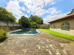 Neat family house for sale in Sasolburg in a prime area, walking distance to schools and shopping ce