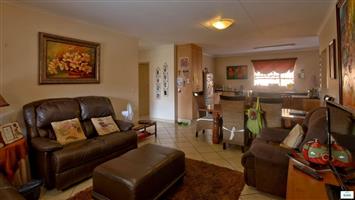 Townhouse Rental Monthly in Hazeldean