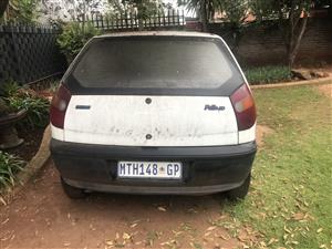 Fiat palio 1.2 year 2005 engine running