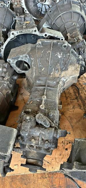 Kia k2700 5 speed Gearbox. Build over.