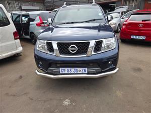 Nissan navara 3.0dCi 4x4