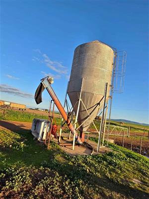 12 Ton Silos