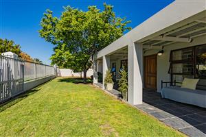 Sophisticated Family Living in a Prestigious Suburban Setting