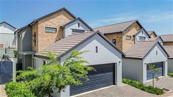 Cluster For Sale in Fourways