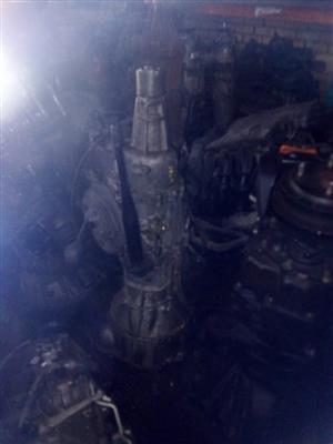 ISUZU 4ZE1 FLOOR GEARBOX