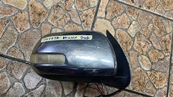 Toyota Hilux D4D side mirror