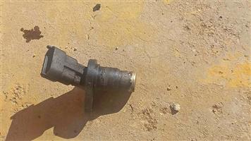 Toyota runx/corolla camshaft sensor