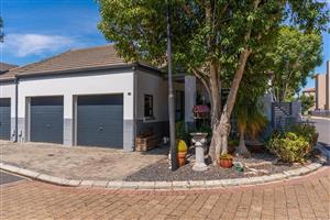 House For Sale in Milnerton Ridge