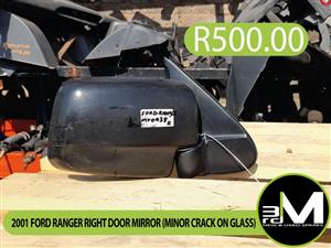 2001 FORD RANGER RIGHT DOOR MIRROR (MINOR CRACK ON GLASS)