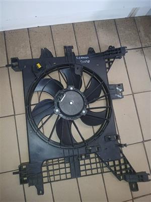 2017 RENAULT DUSTER FAN FOR SALE SUPER CLEAN