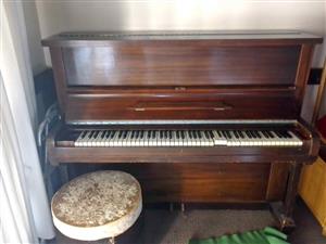 Piano:upright,Stodart piano company