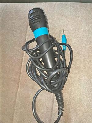 Sing star microphone only 1