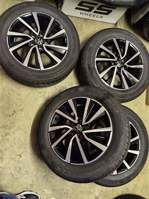  15inch VW Polo TSi original mags with new tyres set for 