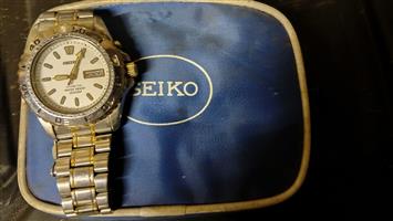 Seiko watch Kinetic 200m depth 20bar