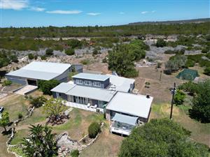 Ideal lifestyle farm close to town not to be missed