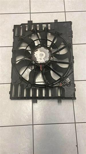 Porsche Cayenne 958…. VW Touareg Radiator Cooling Thermo Fan Motor