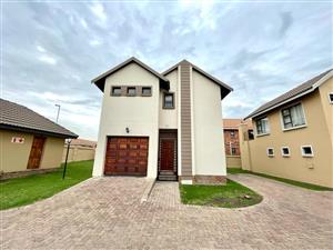 Two bedroom townhouse for sale in Secunda