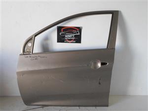 Kia Picanto 11-17 left front door 