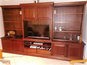 Wall Unit 3.5m wide by 2.1m high