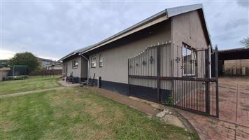 House For Sale in Birchleigh
