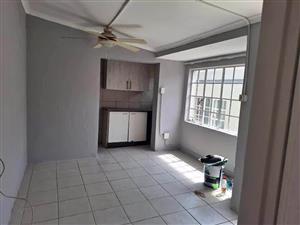 Mini Cottage To Let In Kensington 