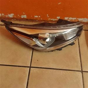 Kia Rio HEADLIGHTS 