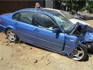 Bmw E46 330i manual stripping for used spares parts for sale