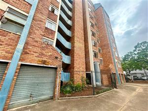 Apartment For Sale in Sunnyside