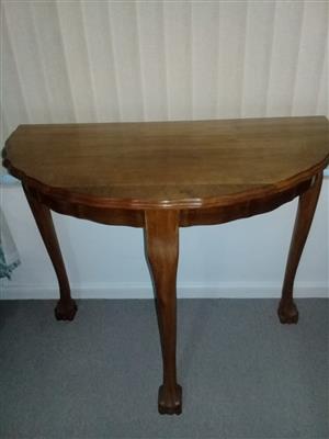 Various furniture items for Sale