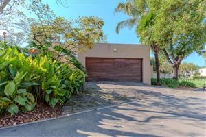 Townhouse For Sale in Parkmore