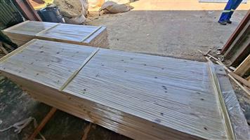 Lam Pine 2400x610x20 