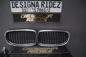 BMW E90 KIDNEY GRILLS FACE LIFT (SILVER&BLACK)