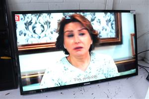 WESONIC 40INCH LED TV W/REMOTE NO LEGS(S067317A)
