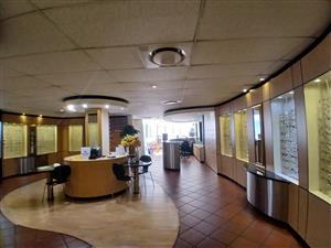 Unmissable CBD Corner Site