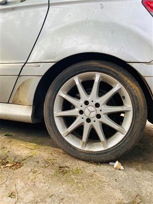 Mercedes B-Class Turbo 200