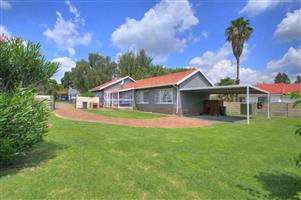 House For Sale in Brackendowns