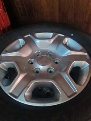 17inch Ford Ranger mags with new 265/65/17 Dunlop Grandtrek A/T set for R9500.