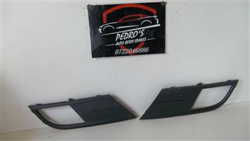 VW Jetta Mk6 front bumper fog light inserts